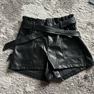 Windsor XS faux leather shorts